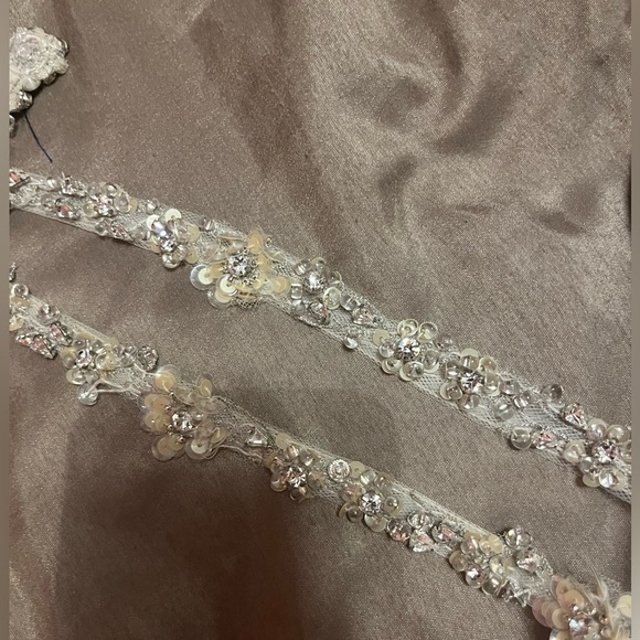 Kitty Chen Wedding Gown🤍 Previously worn for a project, minor damages shown. - Picture 8 of 10